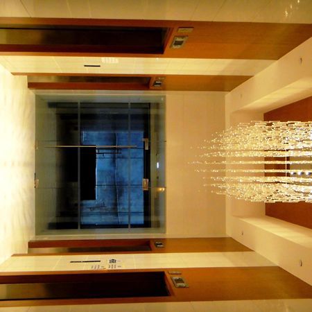 Aparthotel Bsa Twin Towers Mandaluyong Exterior foto