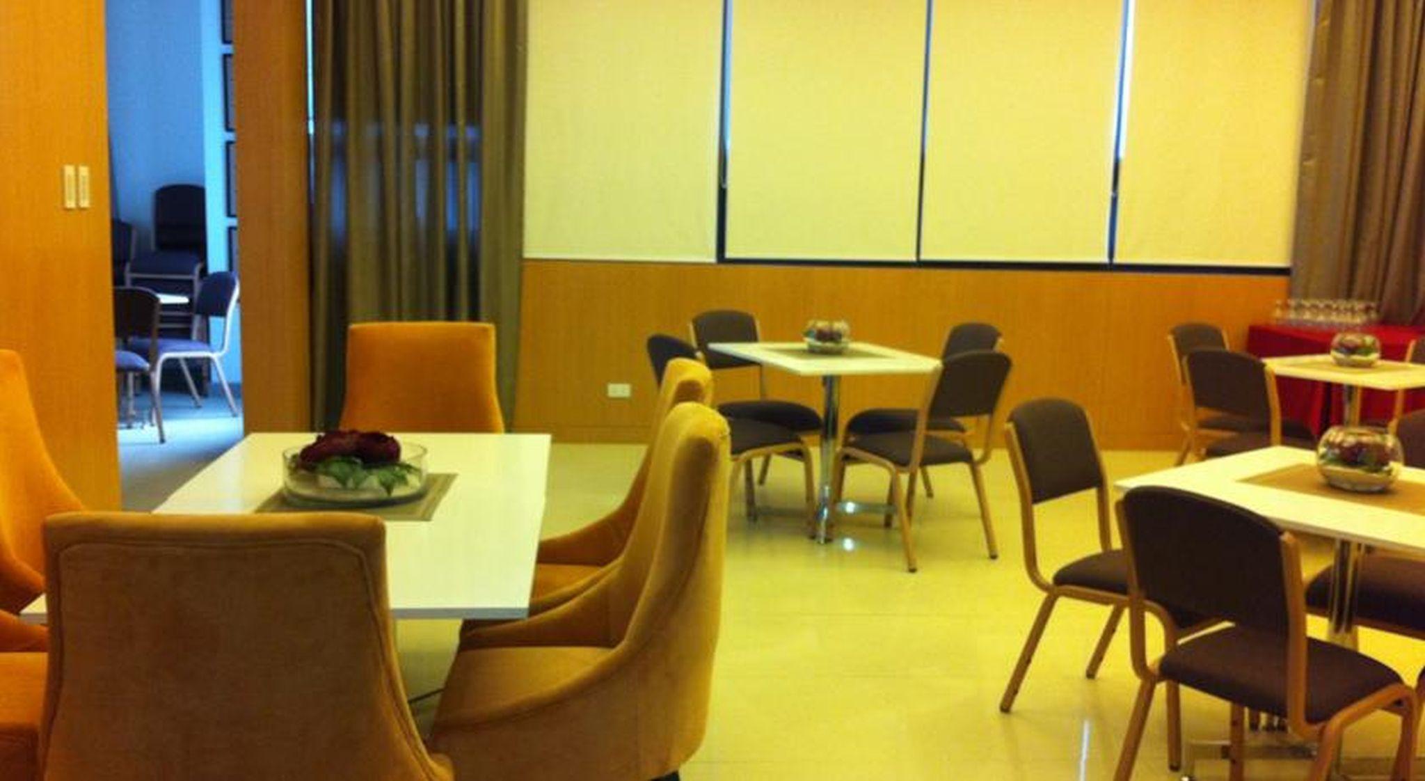 Aparthotel Bsa Twin Towers Mandaluyong Exterior foto