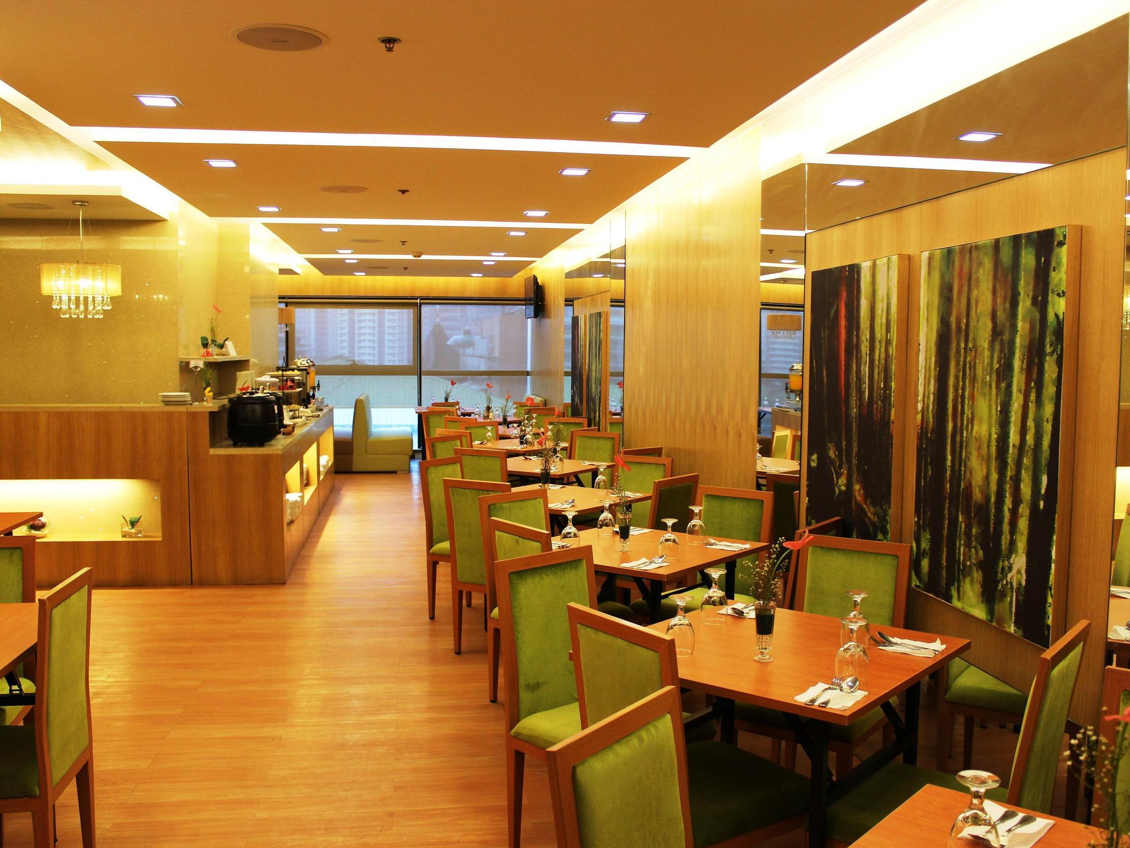Aparthotel Bsa Twin Towers Mandaluyong Exterior foto